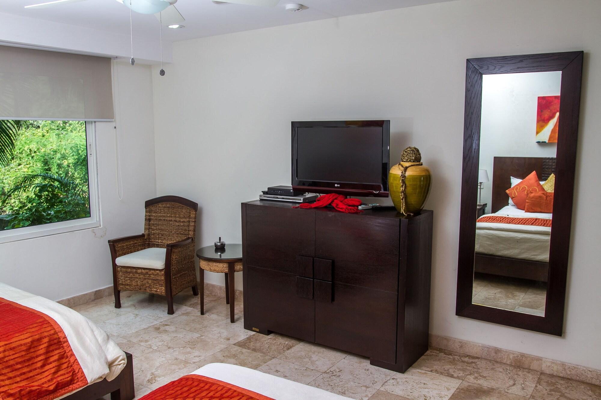 B Pichilingue Rooms & Beach Club Akapulko Dış mekan fotoğraf